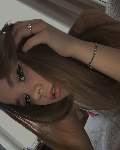 Виктория 25.... Ищу мужчину для флирта любви и романтики