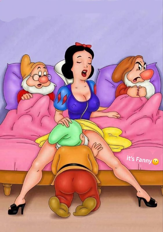 Телевизиялық бейнедегі сиськи