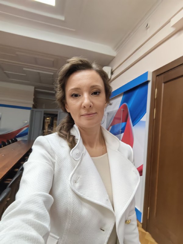 Наш законопроект о закреплении на законодательном уровне «студенческая семья»...