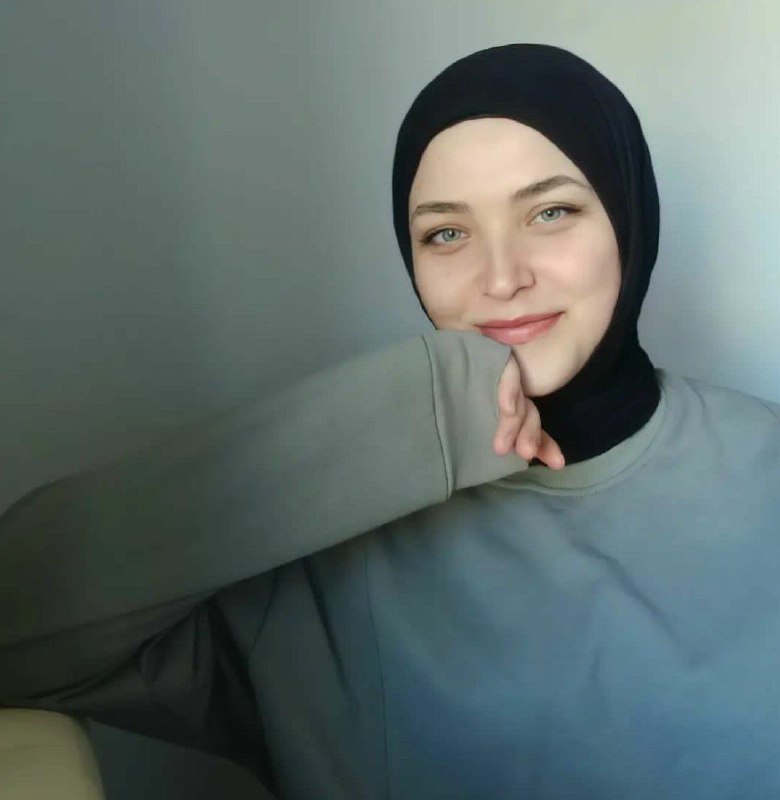 Türbanlı Şule, 19 Yaşında, Afyon'da Yaşıyormuş. Arkadan Çalışm ...