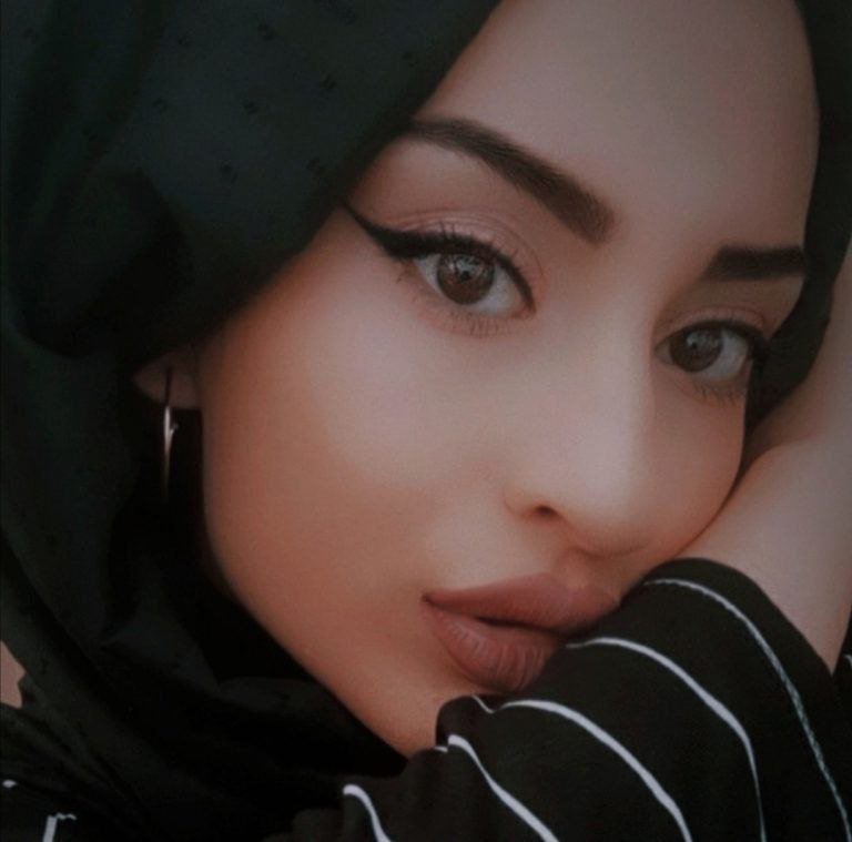 Türbanlı Zehra, 19 Yaşında, Ankara'da Yaşıyor. Takipçimizin Es ...