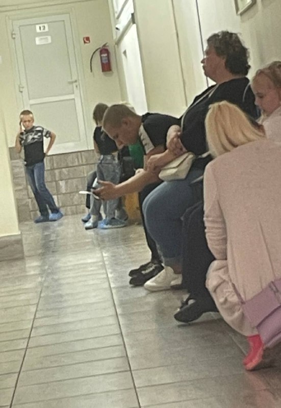 анон ищу мальчика был в больнице на против дк добрынина (у зубного)  найдись