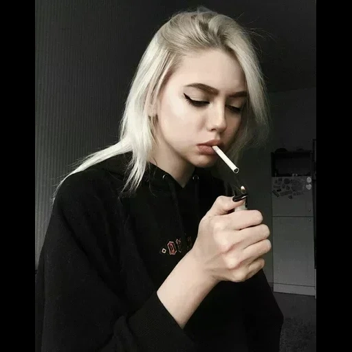 ᴀᴍʙɪᴛᴄʜɪᴏᴜs sticker 20