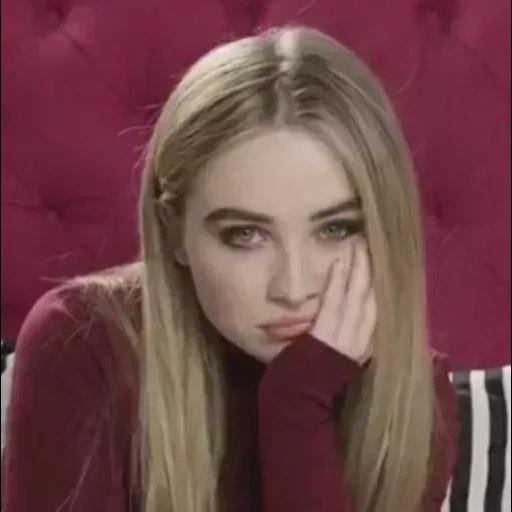 ᴀᴍʙɪᴛᴄʜɪᴏᴜs sticker 22