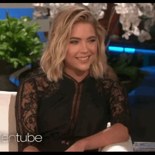 Ashley Benson [ @AshleyVBenson ] sticker 11