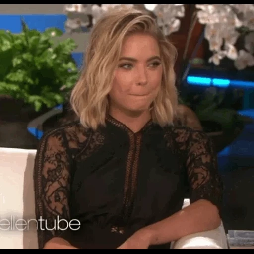 Ashley Benson [ @AshleyVBenson ] sticker 9