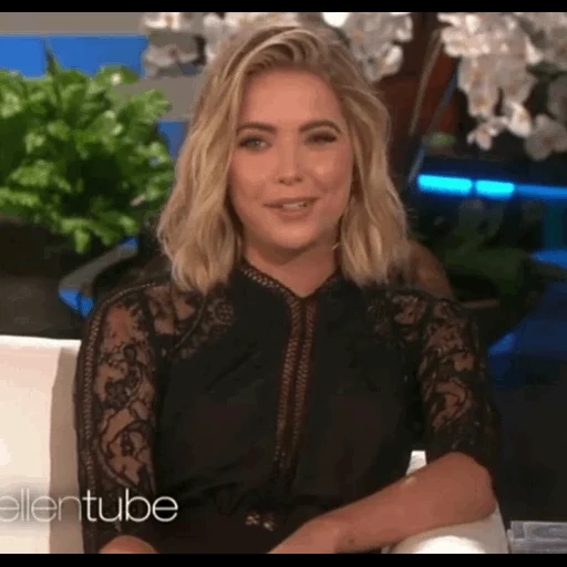 Ashley Benson [ @AshleyVBenson ] sticker 10