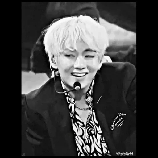 ʙᴀʀᴏɴ ᵐᵒᵒᵈ➹ @BaRoN_tae sticker 22