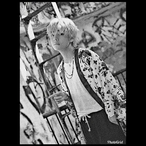 ʙᴀʀᴏɴ ᵐᵒᵒᵈ➹ @BaRoN_tae sticker 30