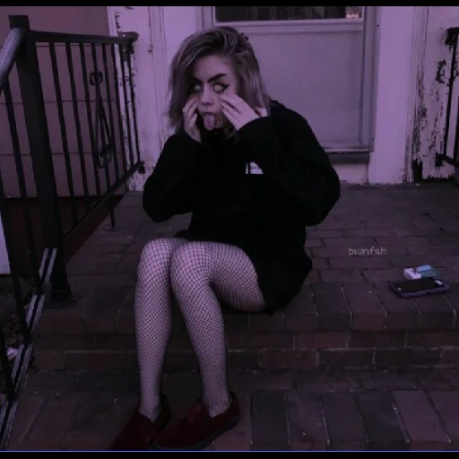 @bwnfsh 2 sticker 100