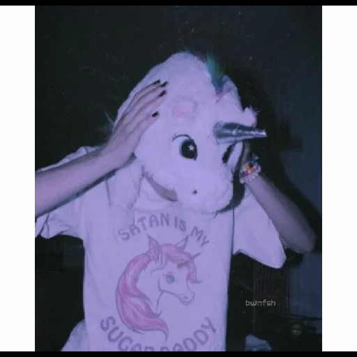 @bwnfsh 2 sticker 101