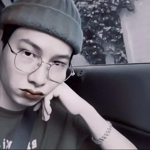 gun attaphan Telegram sticker pack