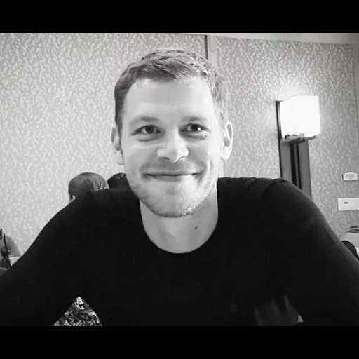 𝔖𝔬𝔥𝔯𝔞𝔟𝔐𝔦𝔨𝔞𝔢𝔩𝔰𝔬𝔫 @NiKIausMlkaeIson sticker 40