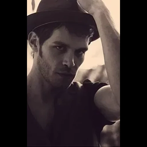 𝔖𝔬𝔥𝔯𝔞𝔟𝔐𝔦𝔨𝔞𝔢𝔩𝔰𝔬𝔫 @NiKIausMlkaeIson sticker 8