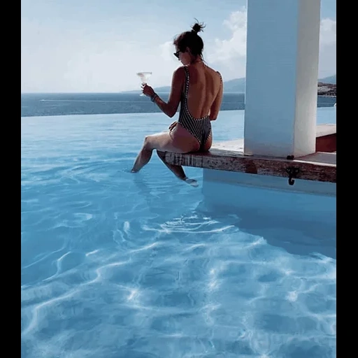 @Nikolina_Dobreva - Nɪɴᴀ ᴅᴏʙʀᴇᴠ sticker 52