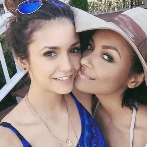 @Nikolina_Dobreva - Nɪɴᴀ ᴅᴏʙʀᴇᴠ sticker 86